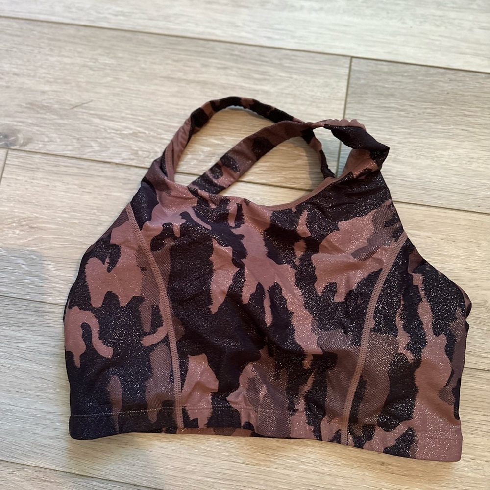 Mono B sports bra